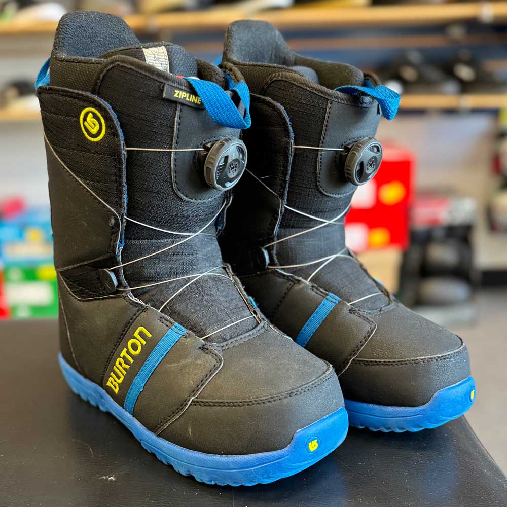 Pre Owned Burton Zipline Youth Snowboard Boots - Size 7