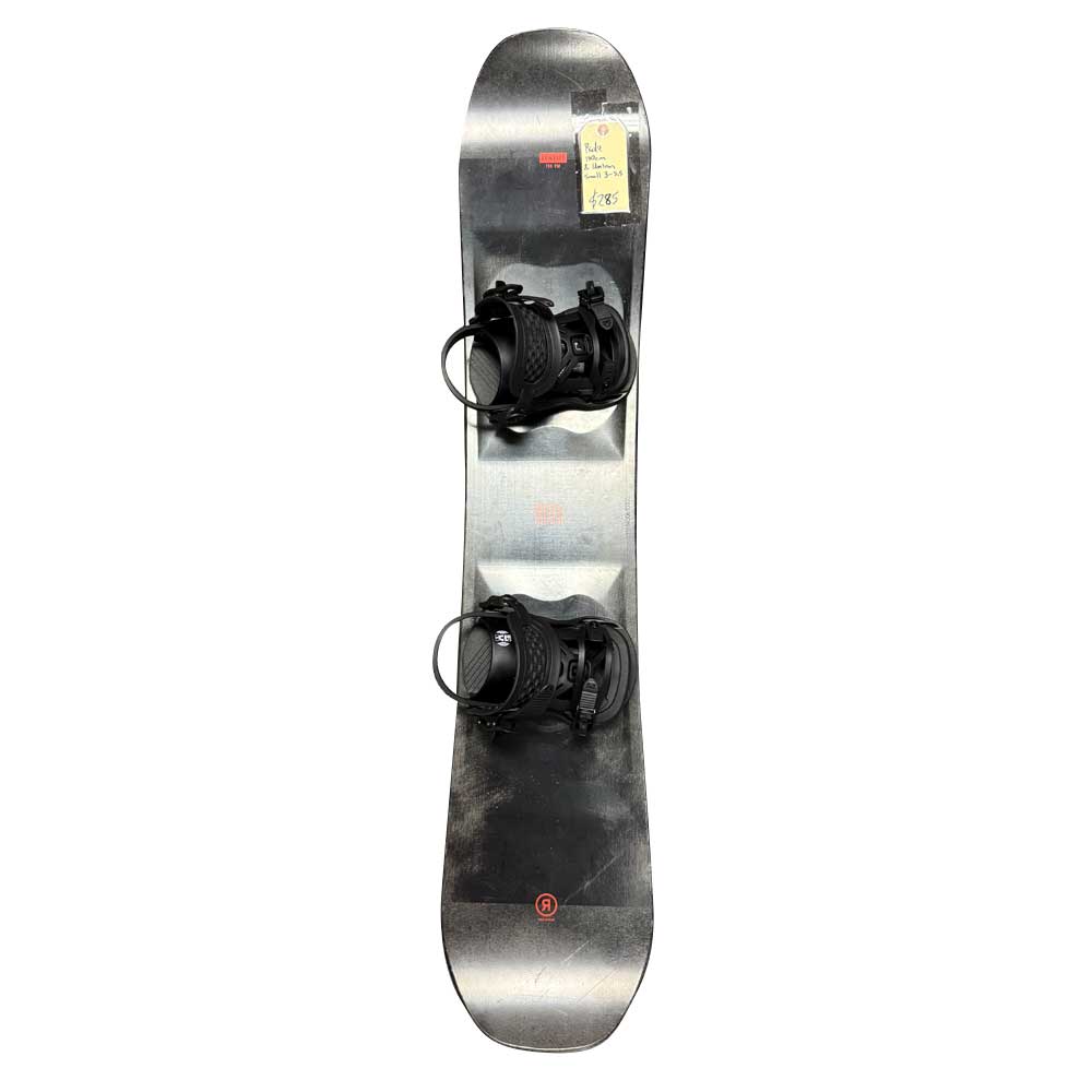 Pre Owned Ride 130 Snowboard and Small 3-5.5 Union Bindings